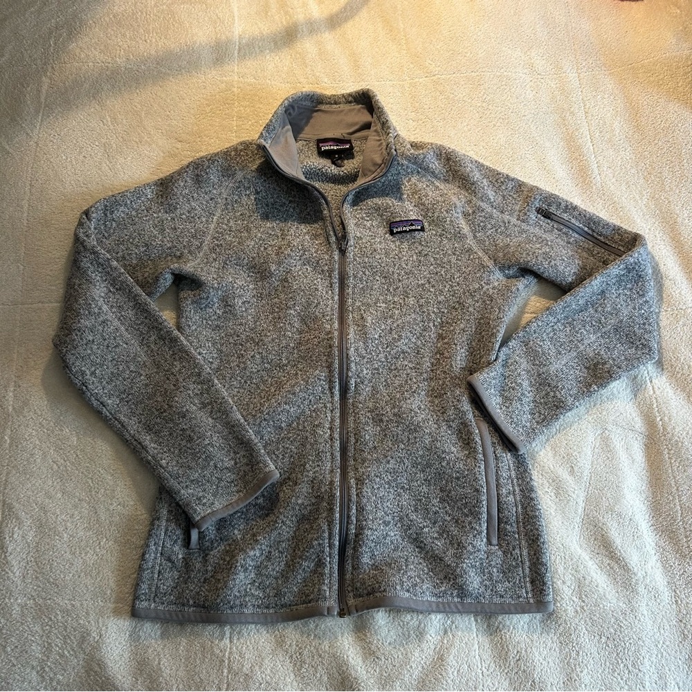 Patagonia women’s Gray Fleece Jacket